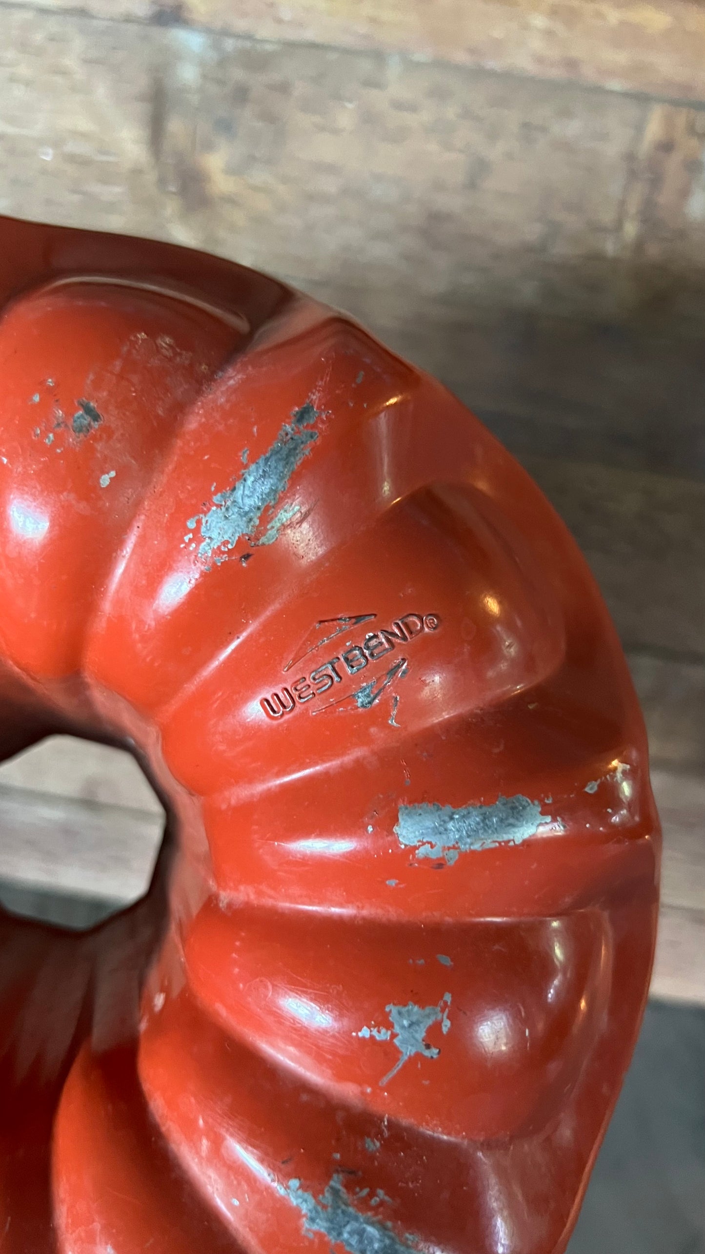 Westbend Bundt Cake Pan