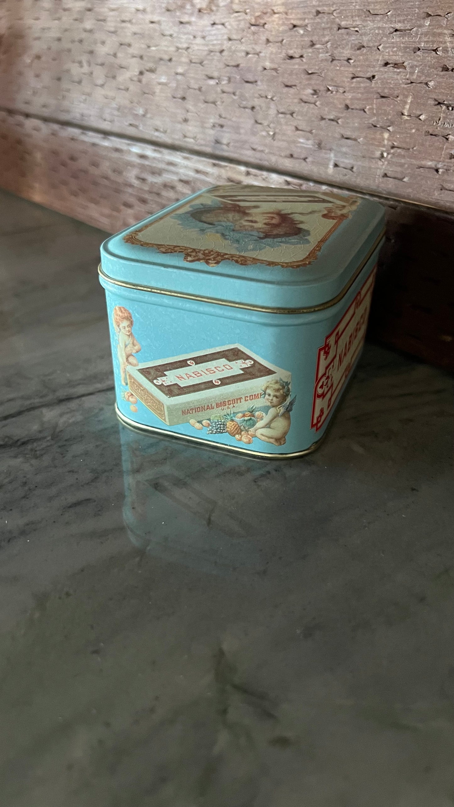 Vintage 1990s Nabisco Tin