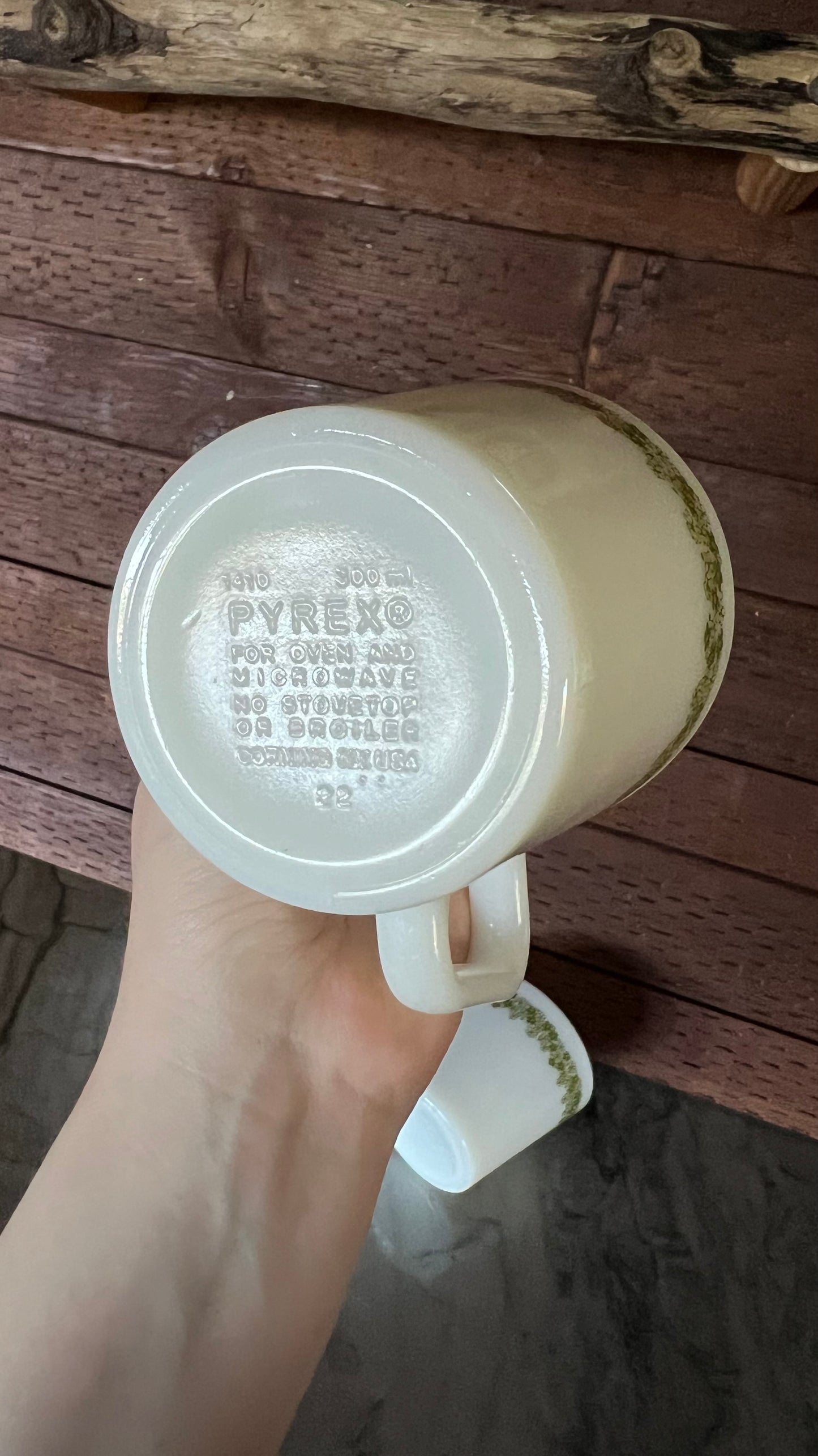 Pyrex Spring Blossom Crazy Daisy Mugs