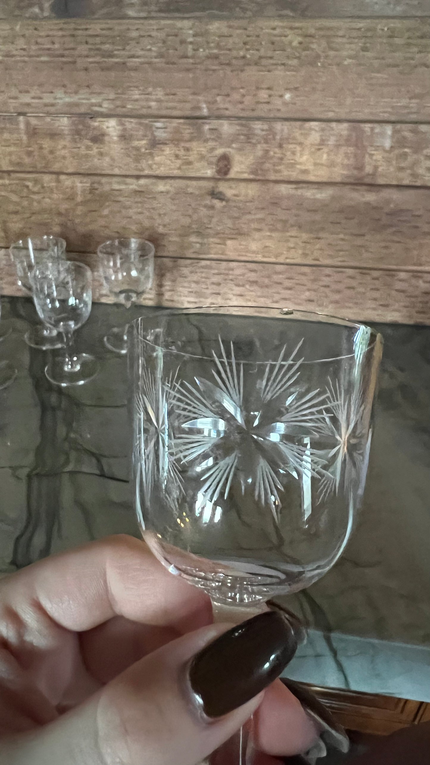 Antique Arcadia Starburst Glasses Small Size