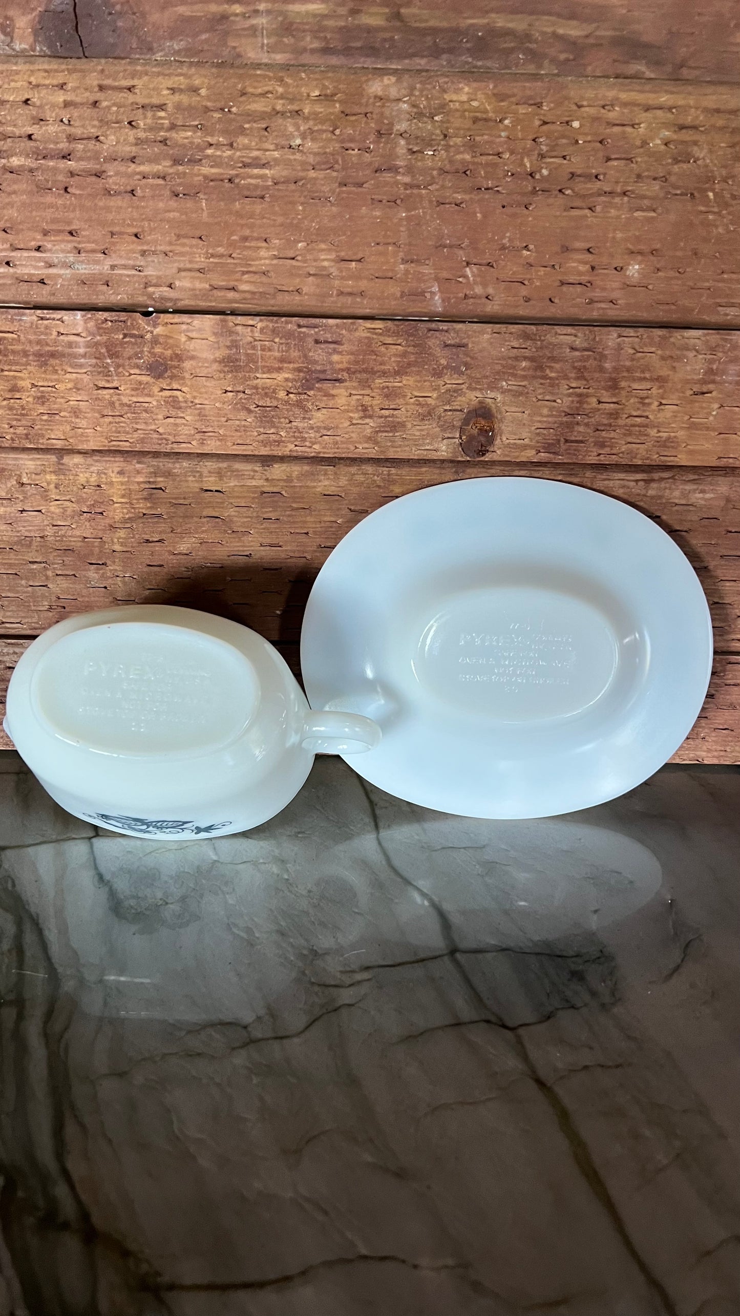 Pyrex Gravy Boat