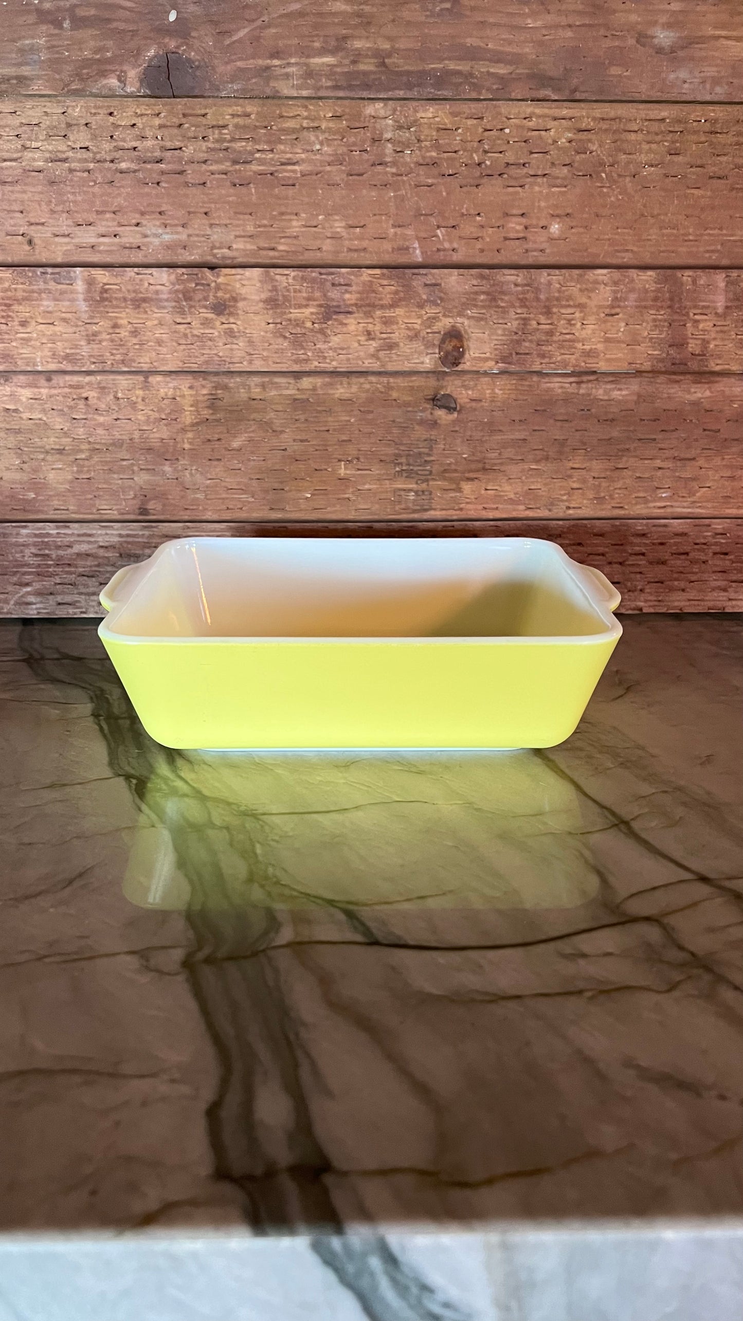 Pyrex Primary Refrigerator Dish