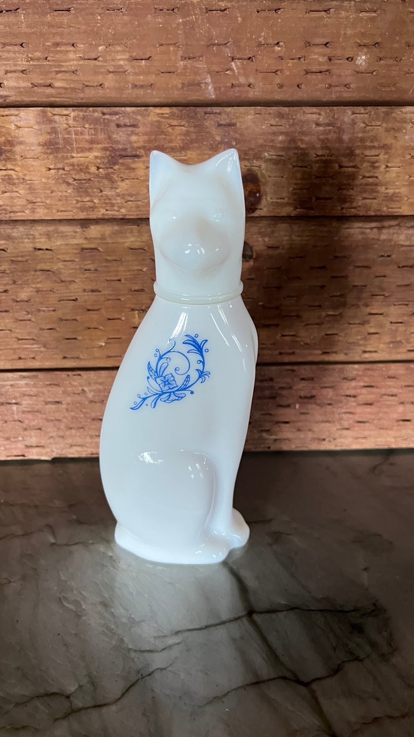 Avon Milk Glass Ming Cat Cologne Decanter