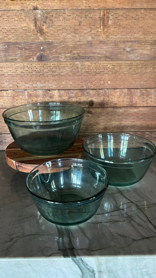 Anchor Hocking Nesting Mixing Bowls