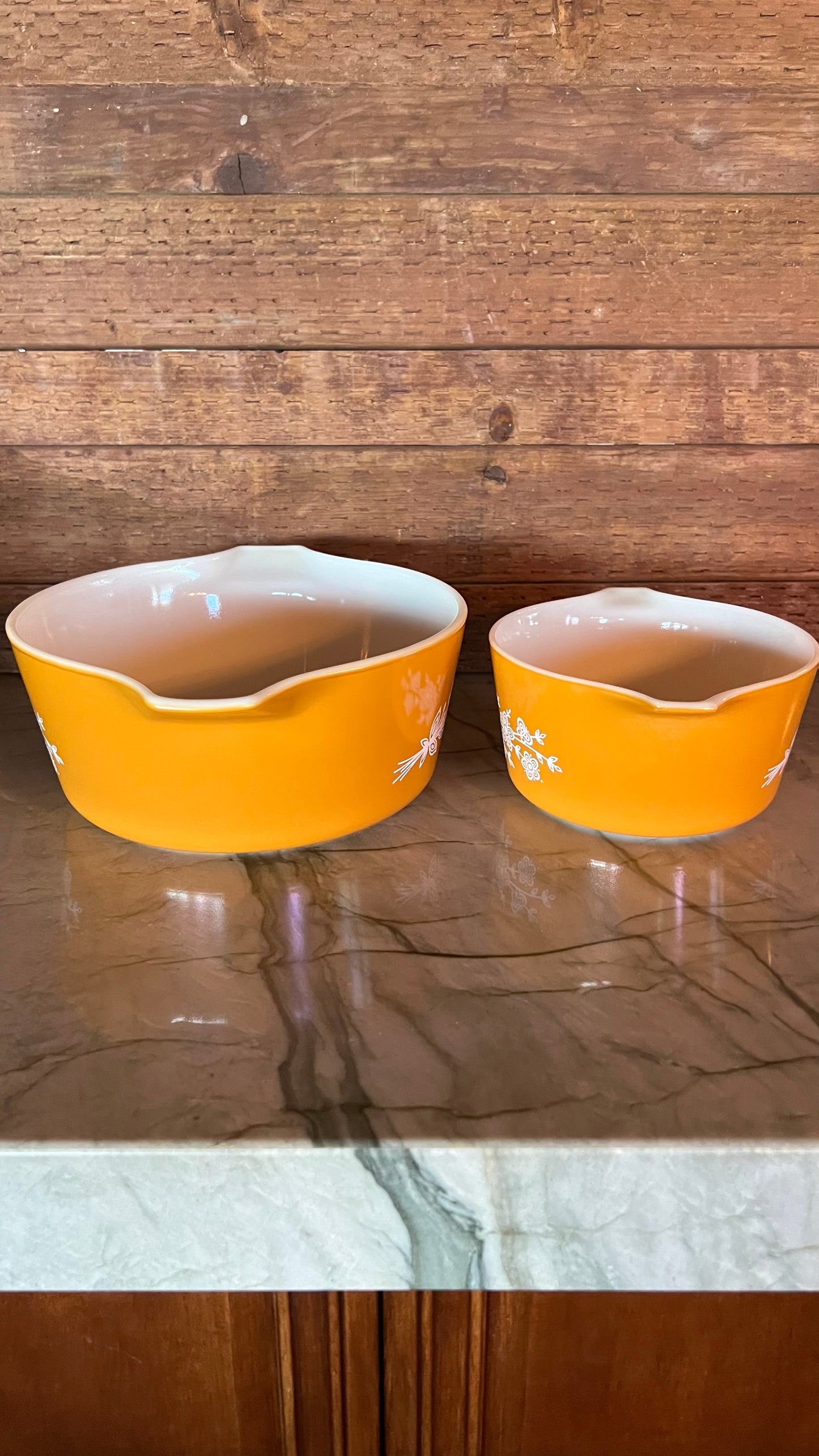 Pyrex Butterly Gold Casserole Dish Set