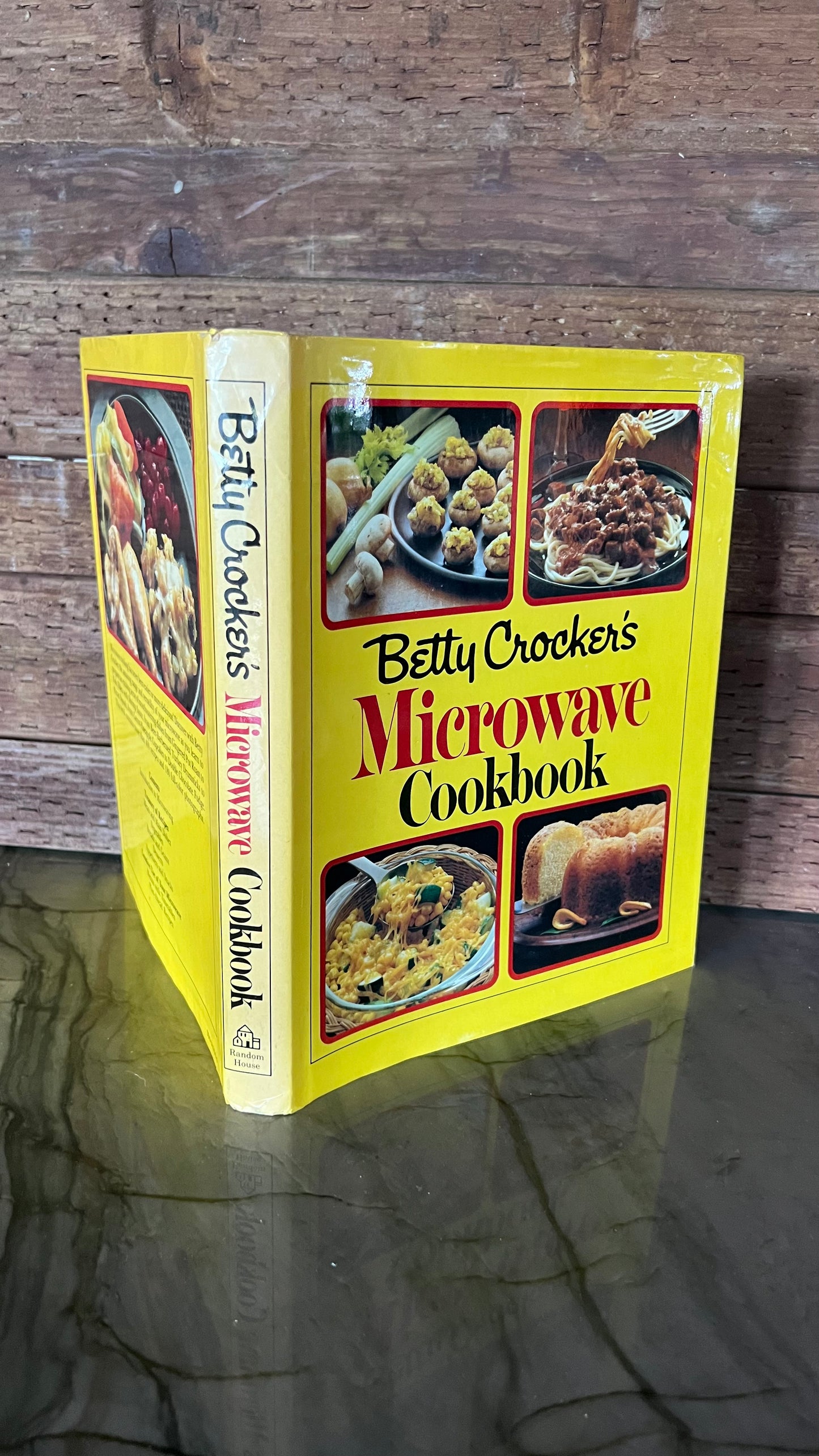 Betty Crocker’s Microwave Cookbook