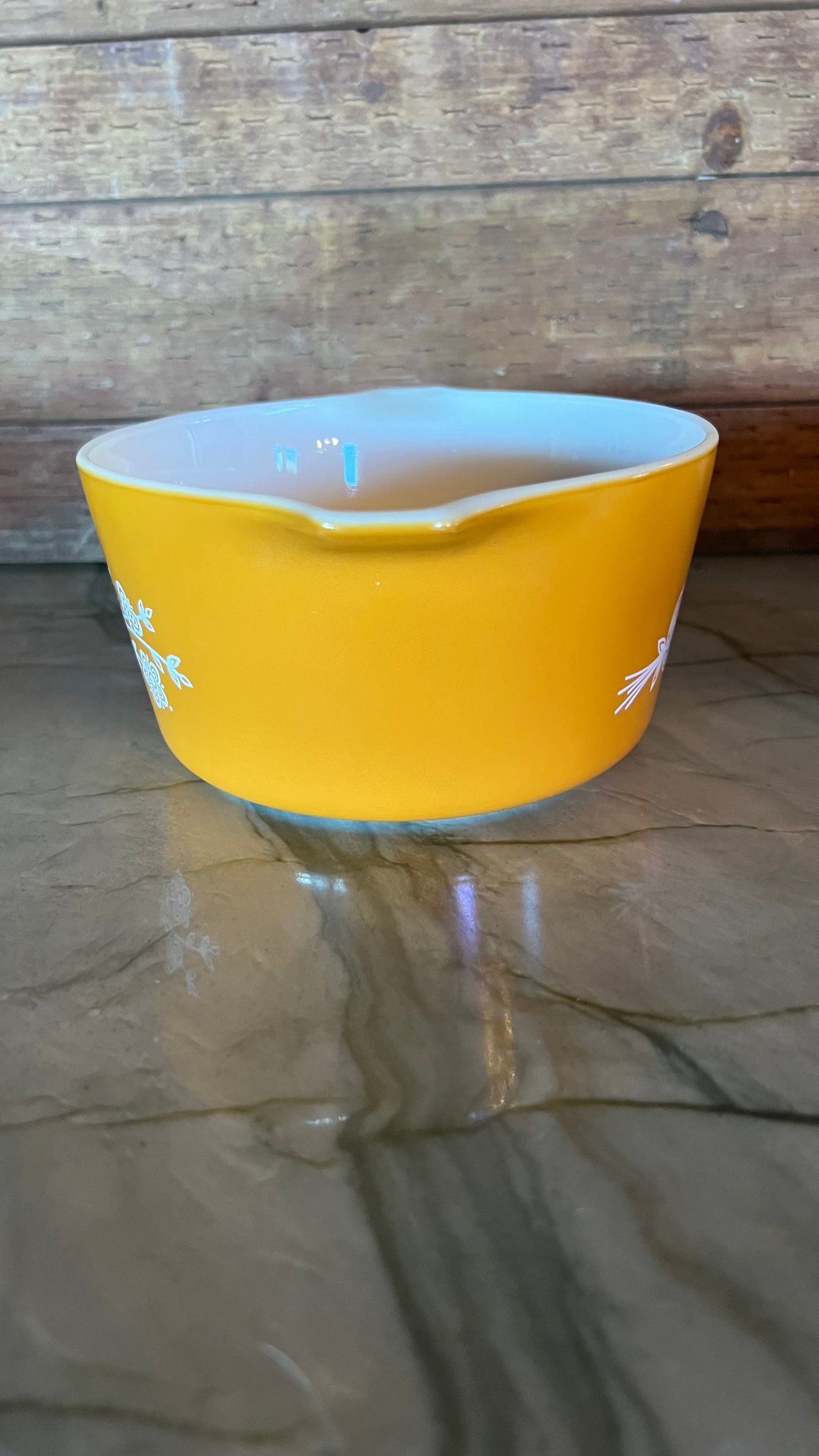 Pyrex Butterly Gold Casserole Dish Set