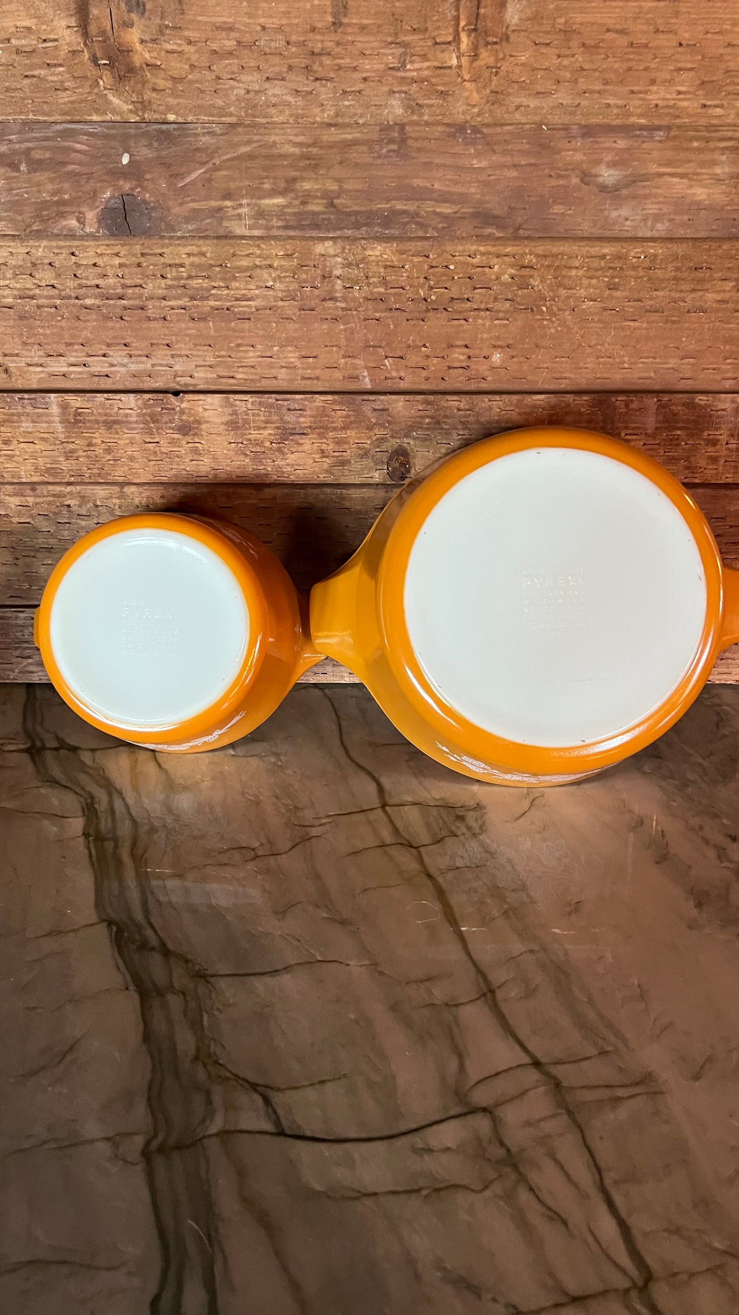 Pyrex Butterly Gold Casserole Dish Set