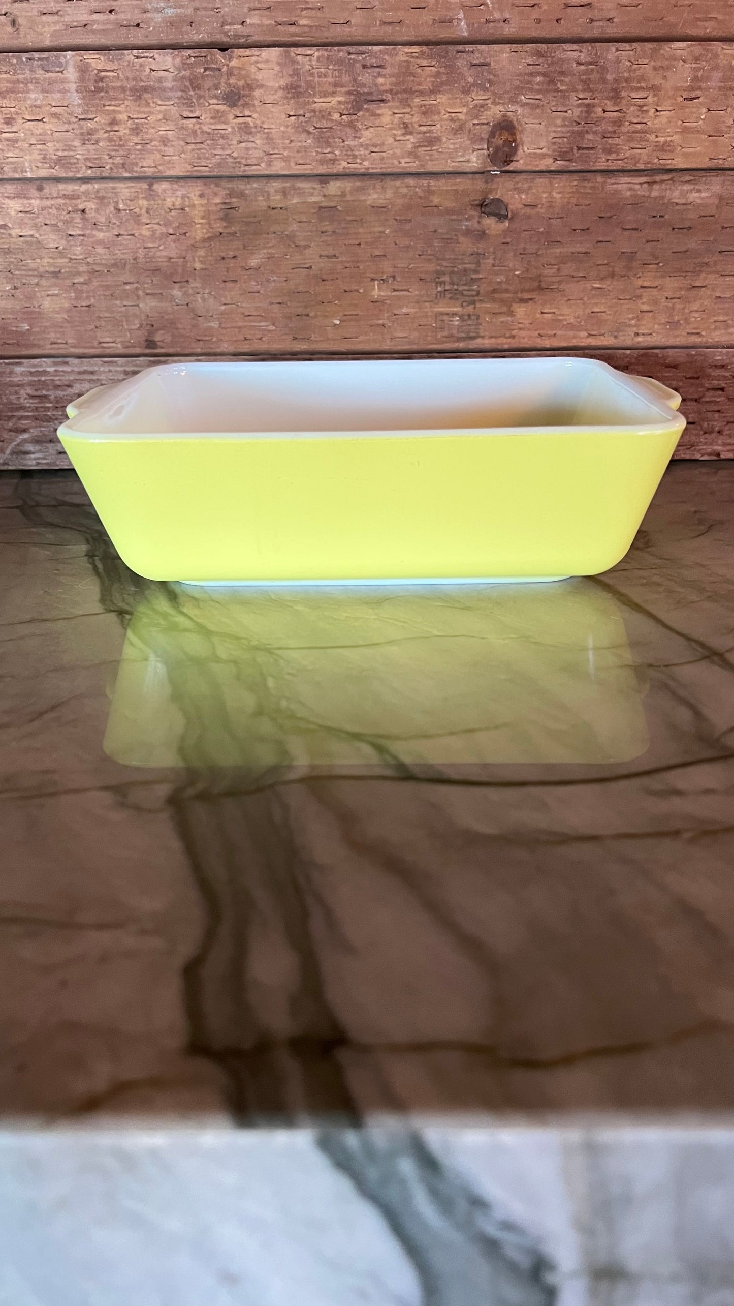 Pyrex Primary Refrigerator Dish