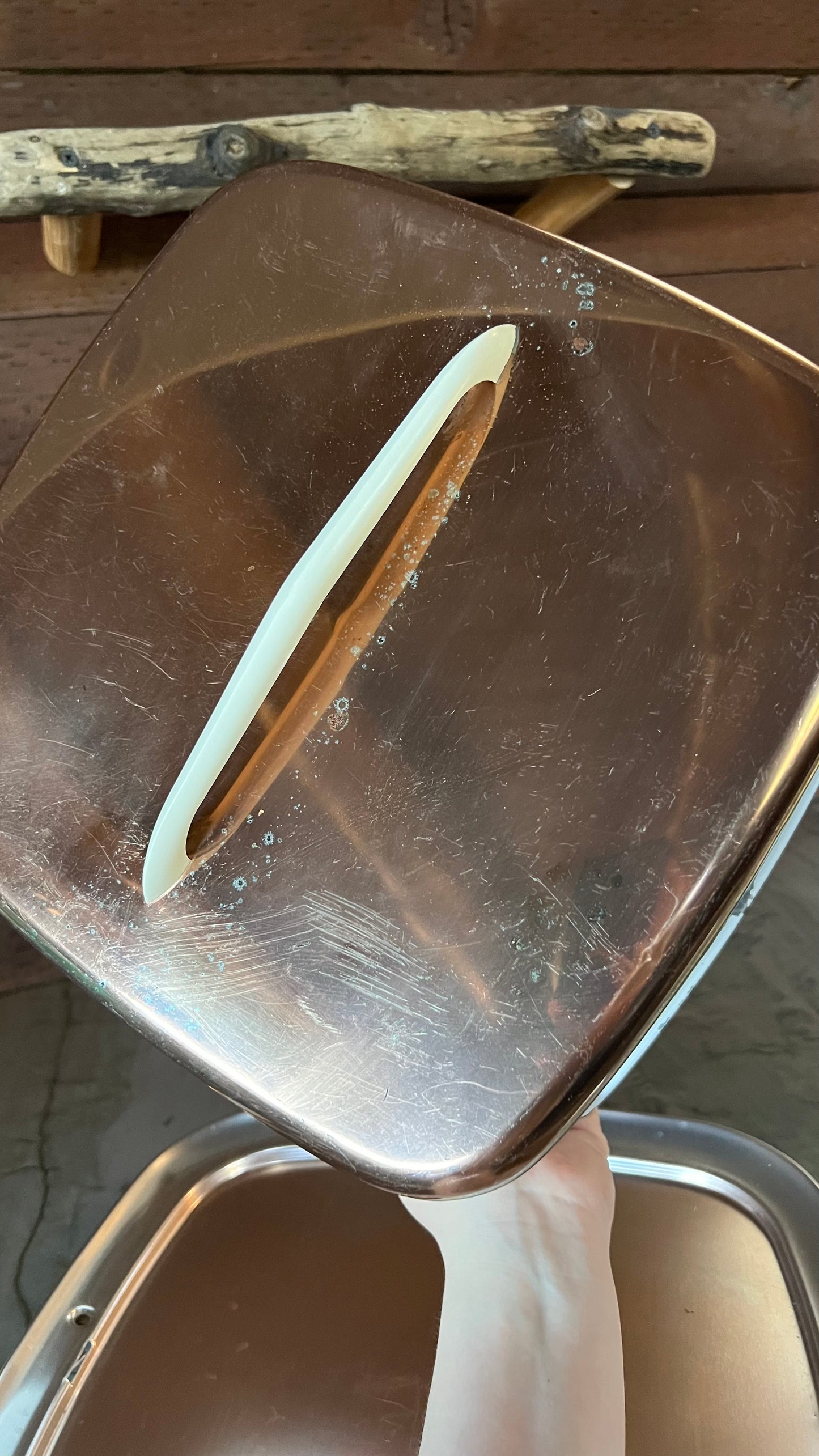 Lincoln Beautyware Cake Holder