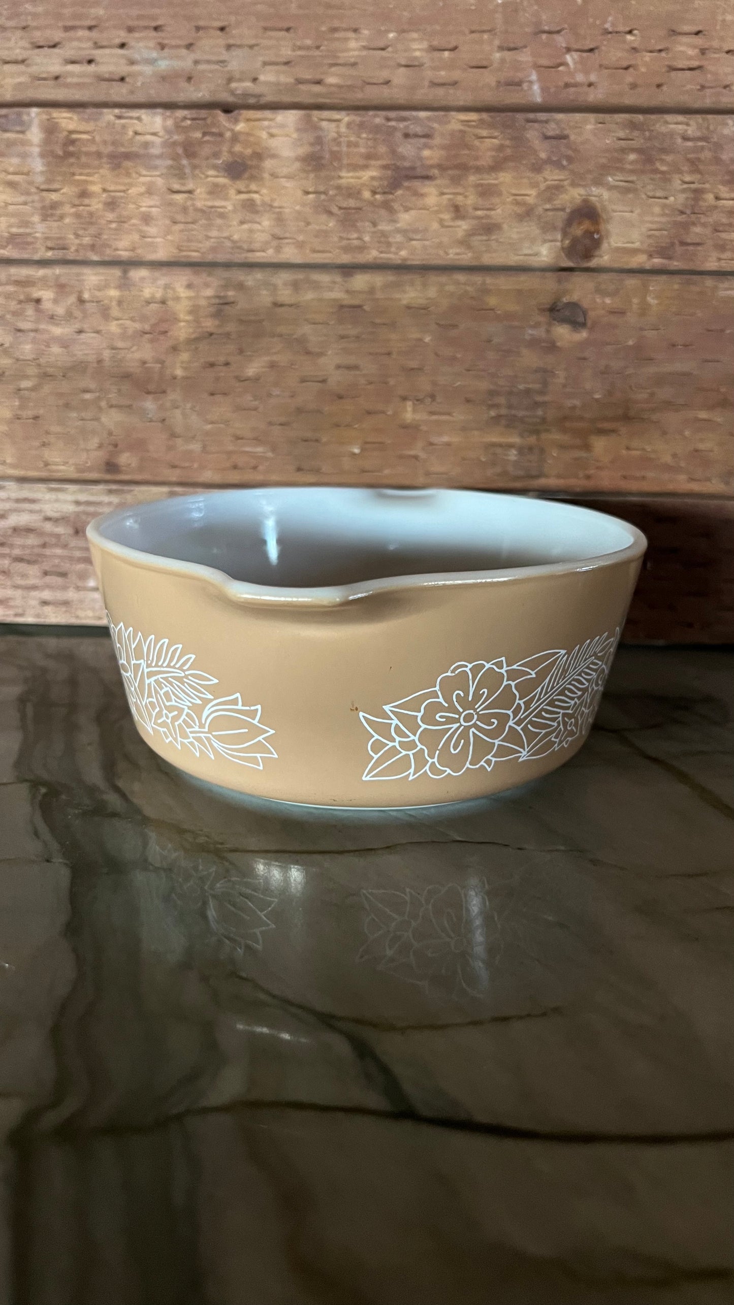 Pyrex Woodland Brown Casserole