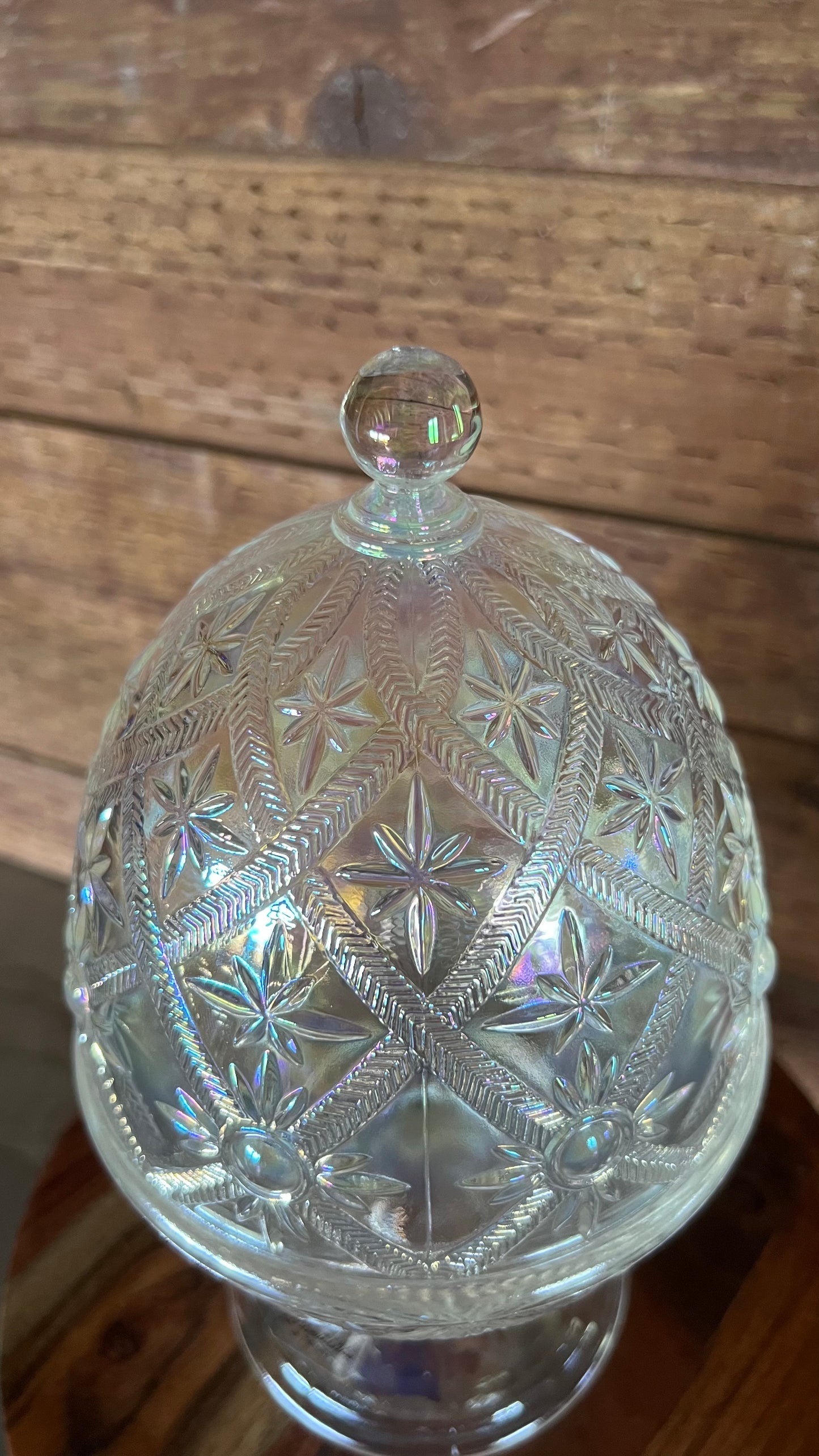 L.E. Smith Iridescent Covered Dish