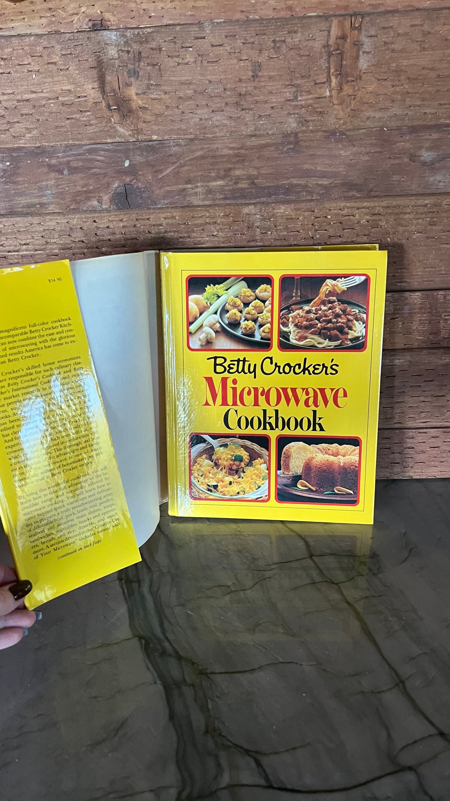 Betty Crocker’s Microwave Cookbook